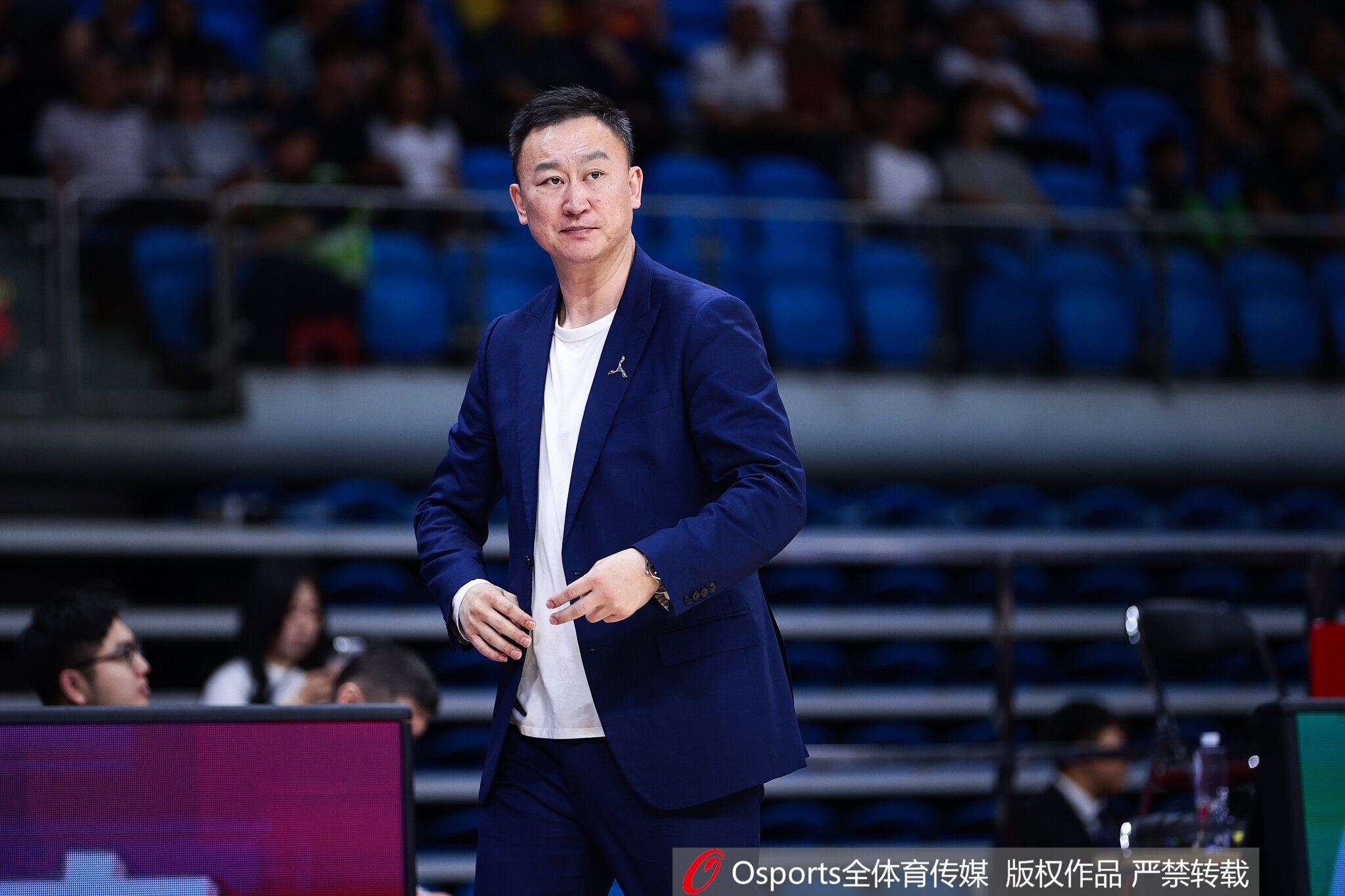 九游娱乐-培养一个杨瀚森可能需要10年 青岛重建的过程很漫长 球迷要耐心